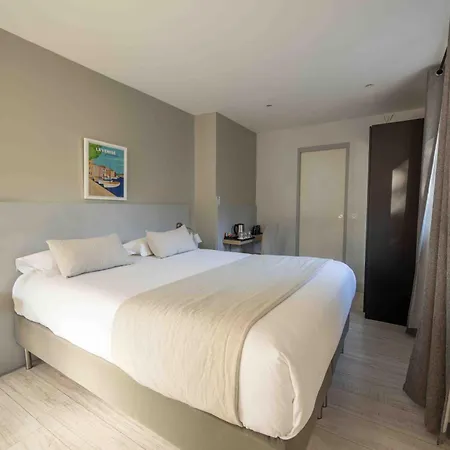 Otel La Tuiliere 3*
